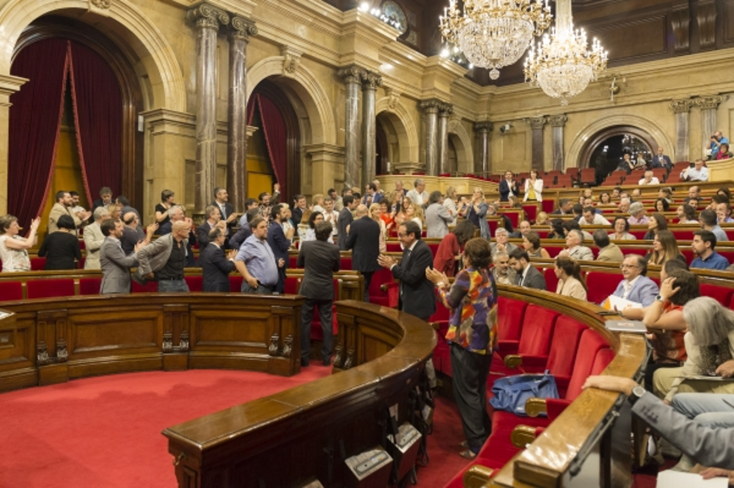 Parliament passes law for Catalan Tax Office (by Parliament of Catalonia)