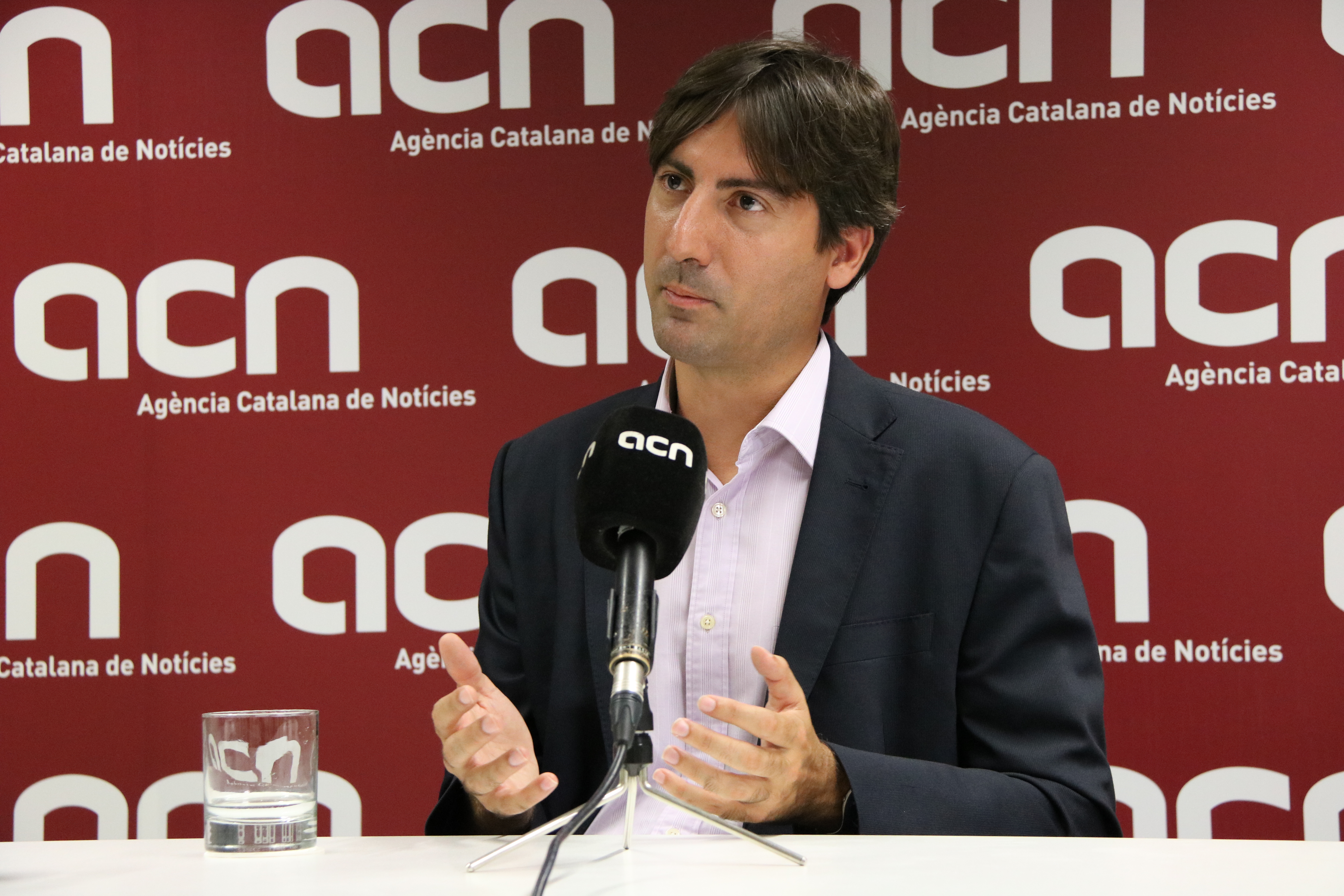 MEP Jordi Solé duing the interview (by Alan Ruiz)