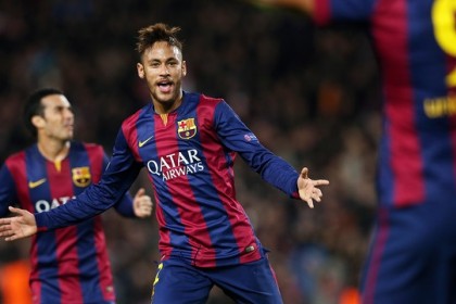 Neymar playing for FC Barcelona against PSG in 2014 (by FC Barcelona) 