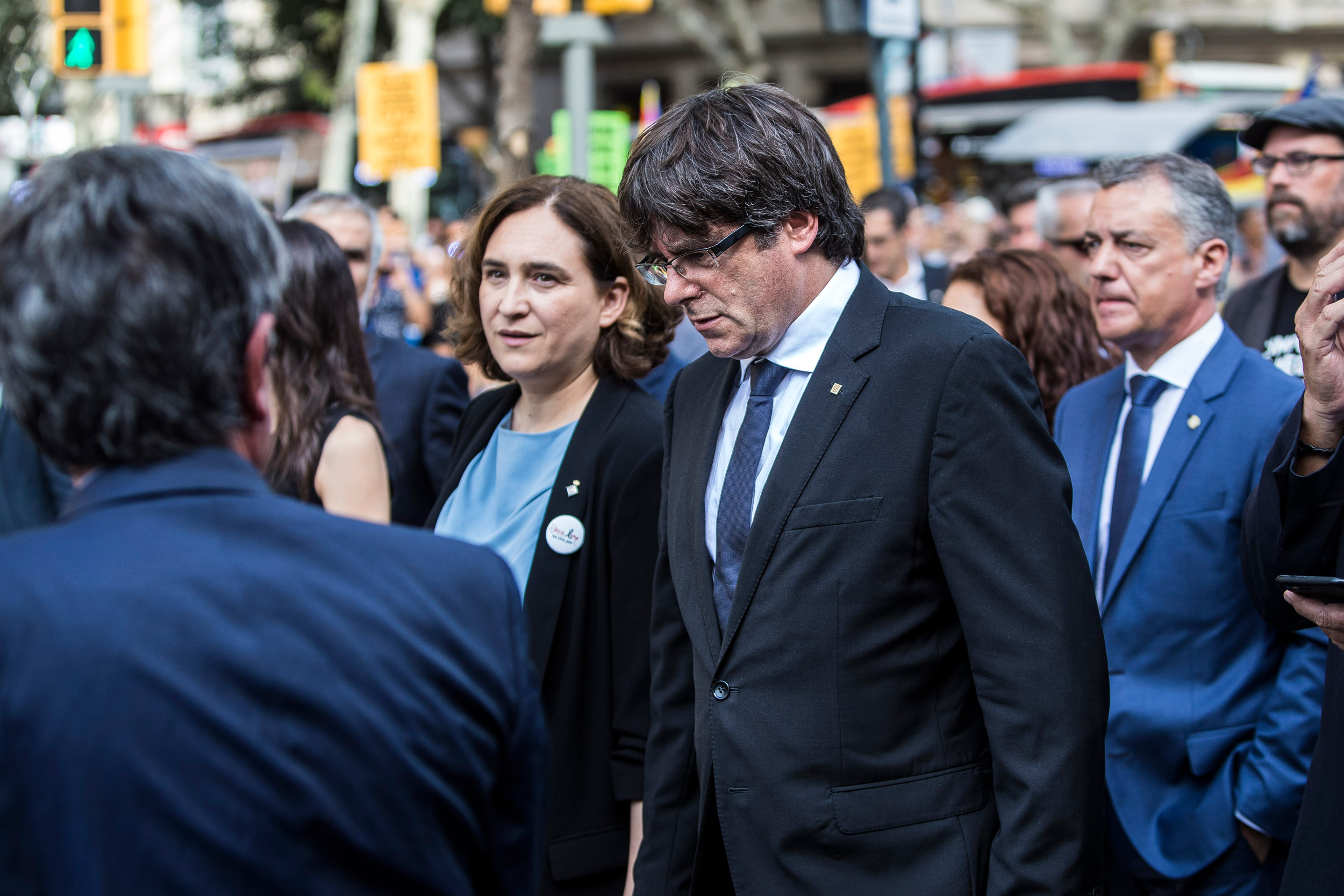 Barcelona mayor Ada Colau and Catalan president Carles Puigdemont at the anti-terror march on August 26 (by ACN)