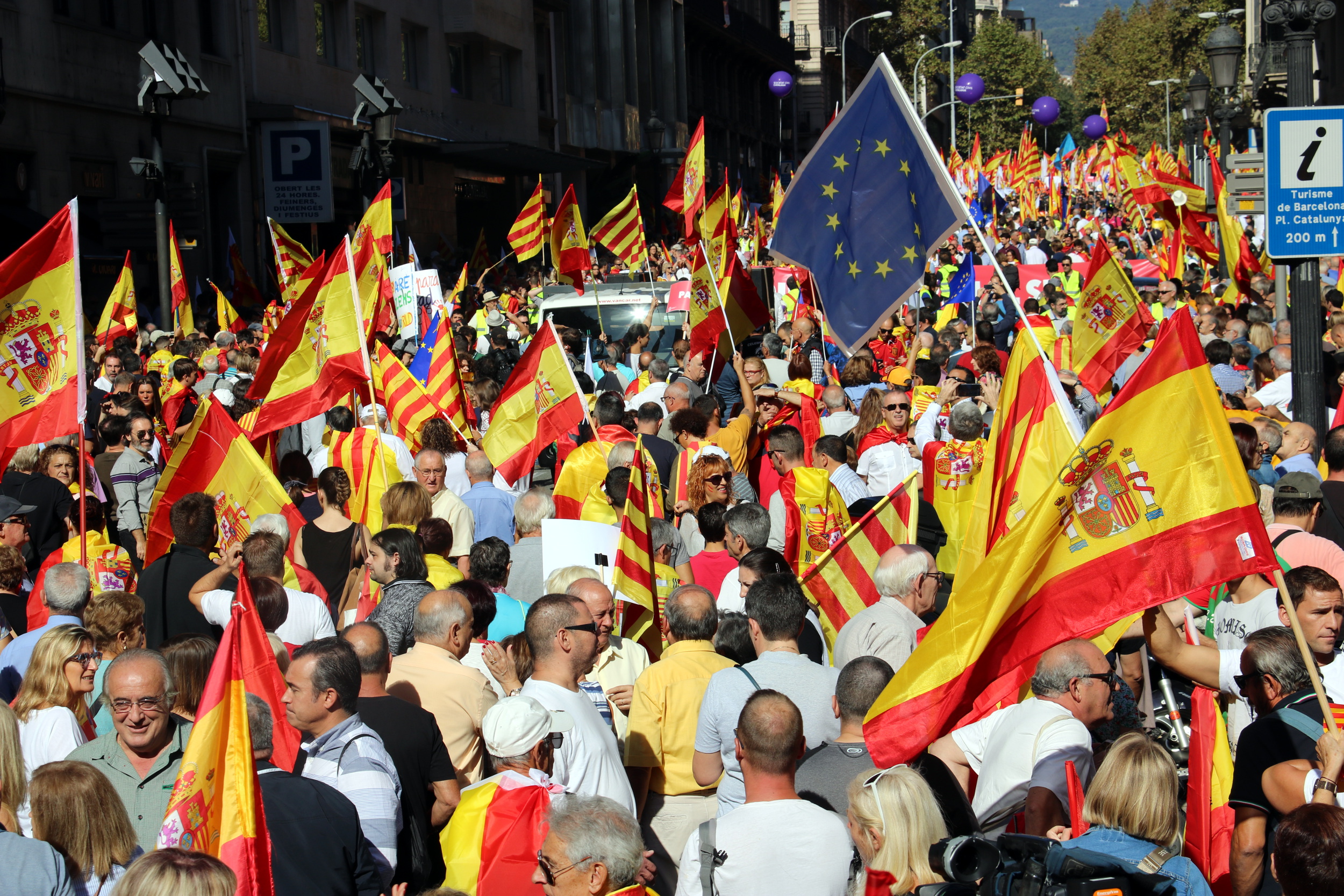 Unionist demonstration in Barcelona on October 8