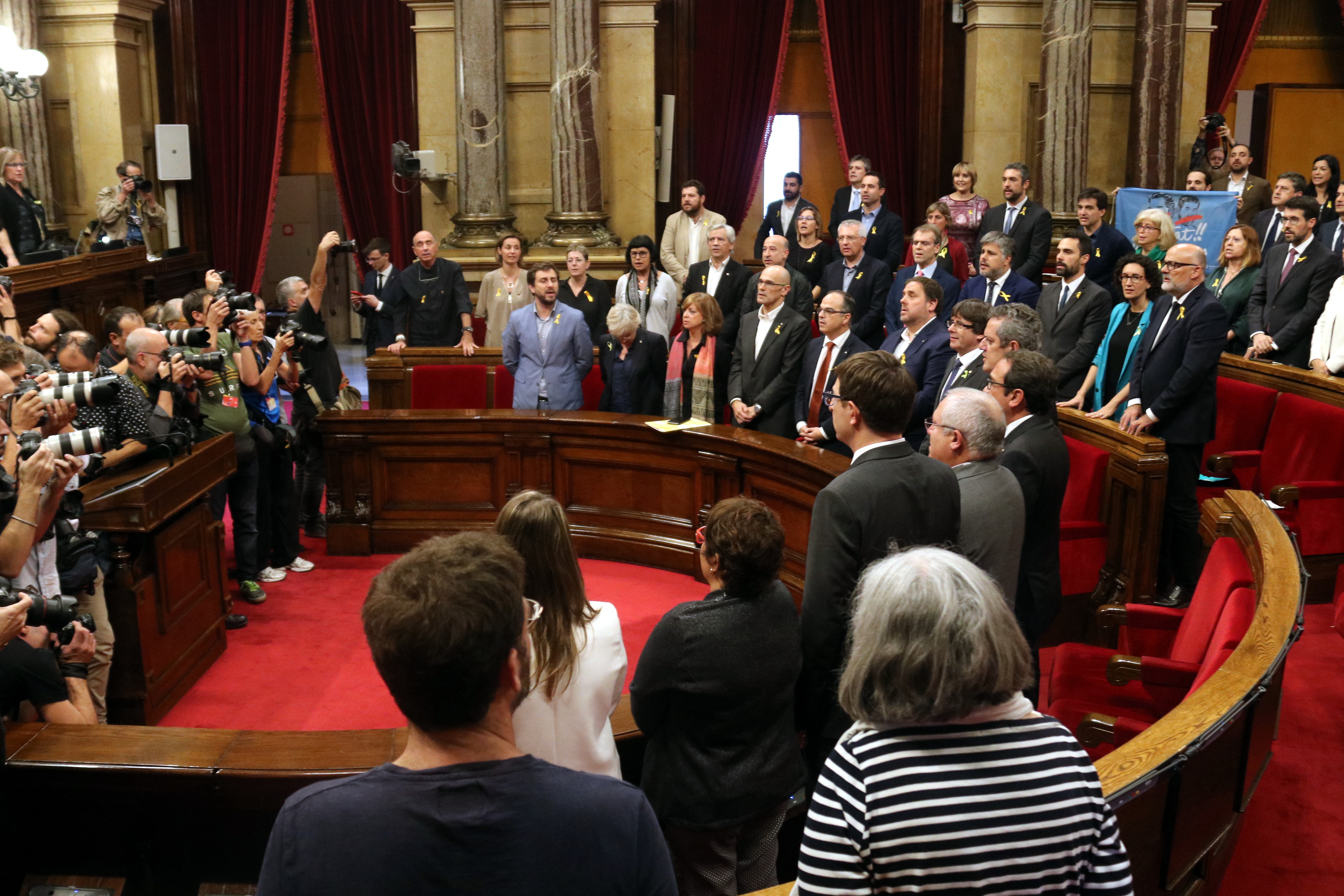 Catalan Parliament after voting on independence declaration (by Pere Francesch)