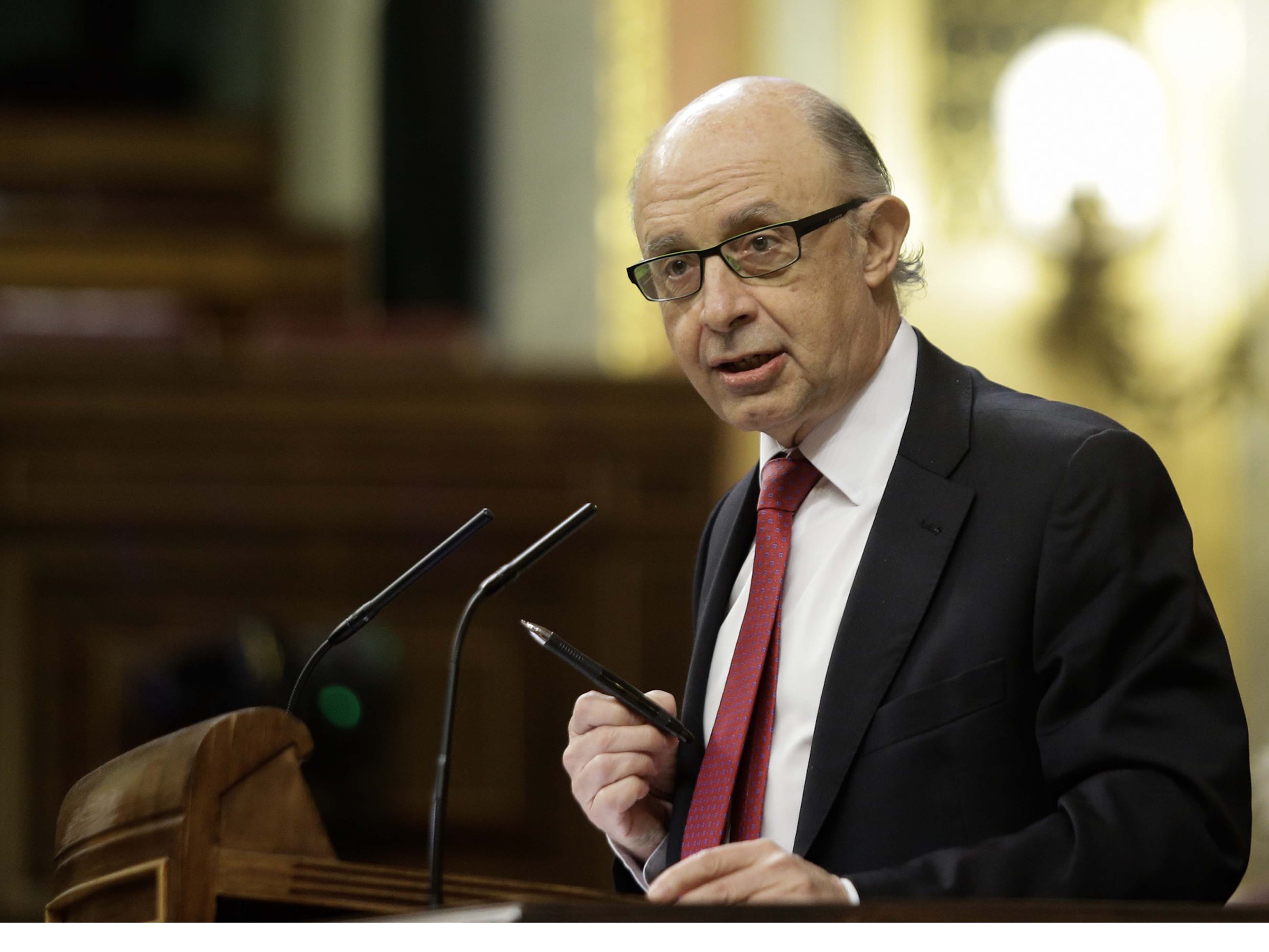 The Spanish minister of the treasury Cristóbal Montoro (by ACN)