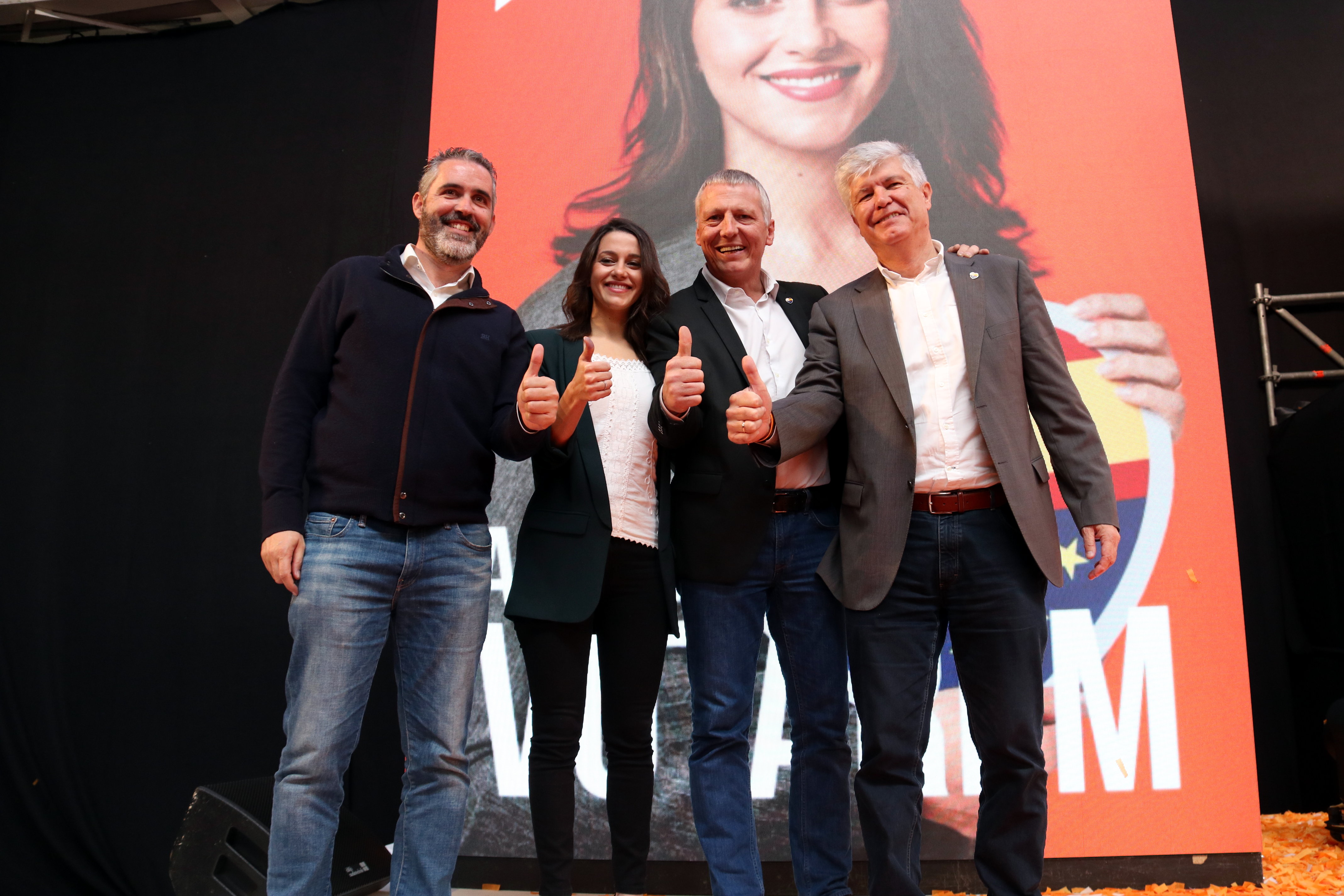 Inés Arrimadas with other Cs candidates presenting campaign slogan (by ACN)