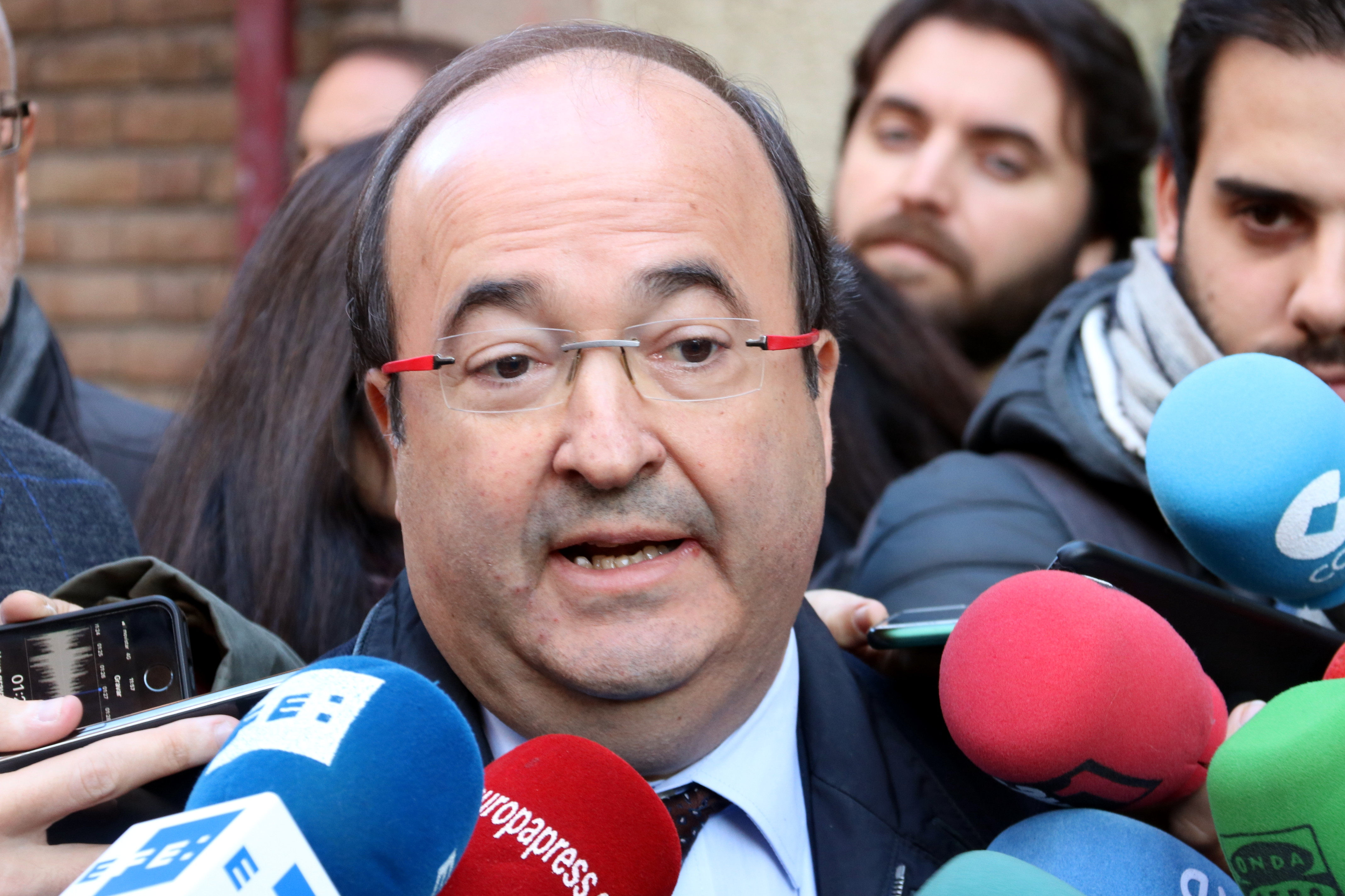 Catalan Socialists leader and candidate Miquel Iceta speaking to the press on November 30 (by Maria Belmez)