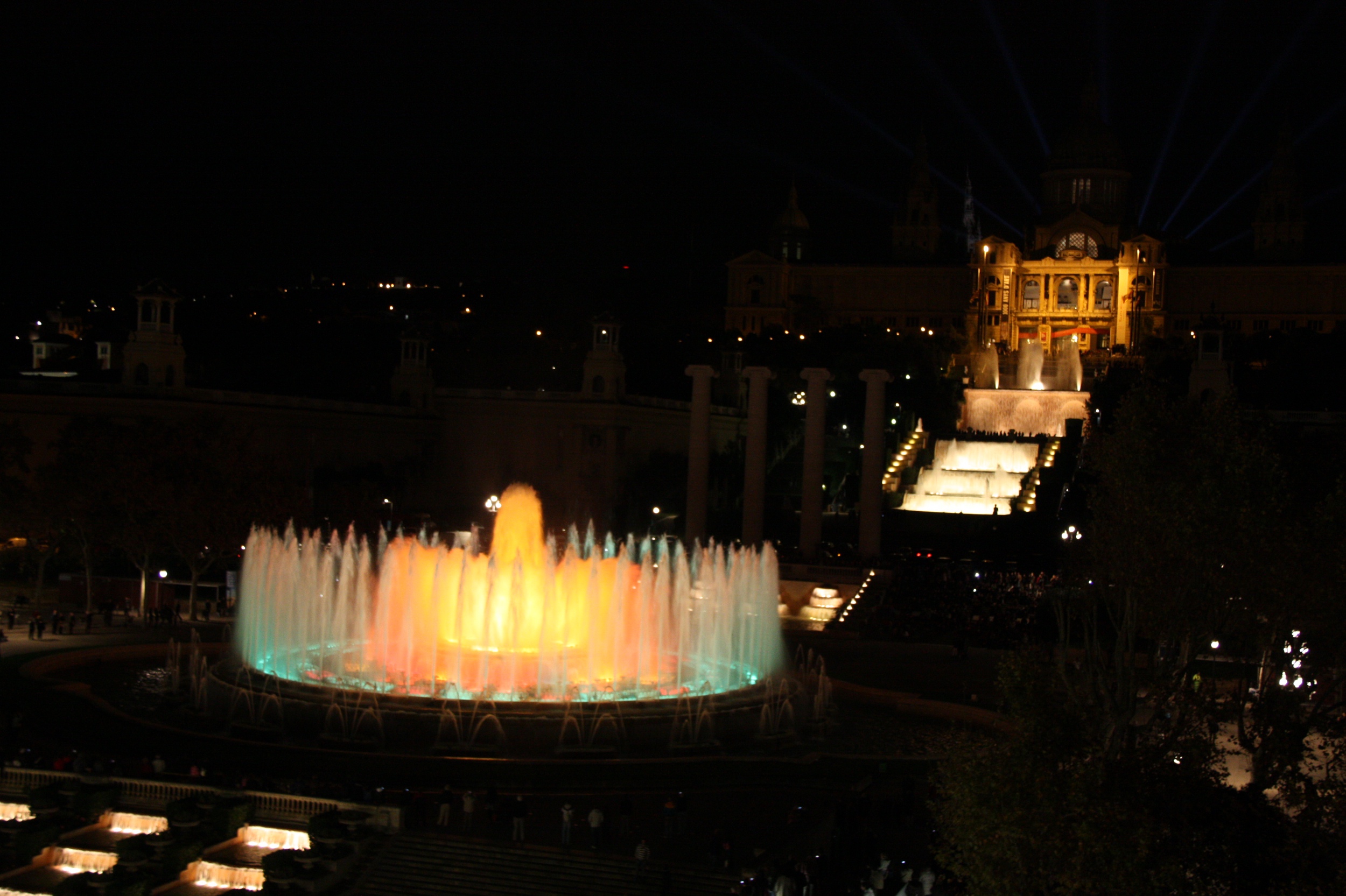 The 'Magic' Montjüic Fountain in Barcelona, which this Friday November 24 will light up in yellow in support of the imprisoned Catalan leaders (by
