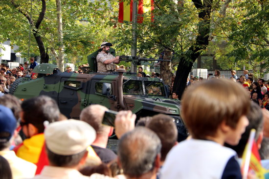 Spanish tank on the Spanish National Day military parade (by Tània Tapia)