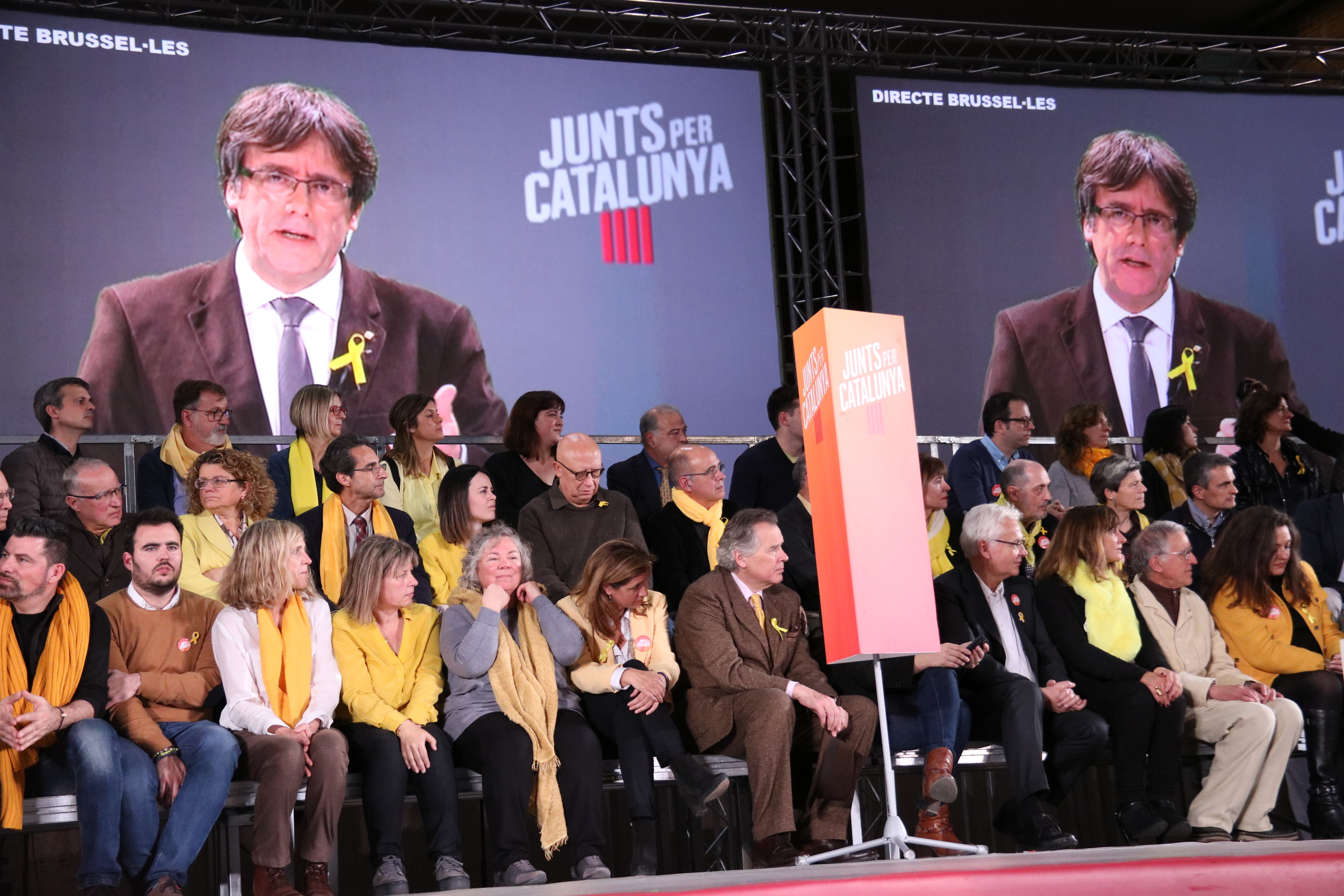 The Together for Catalonia campaign event on Friday in Barcelona, where Puigdemont broadcast live from Brussels (by ACN)