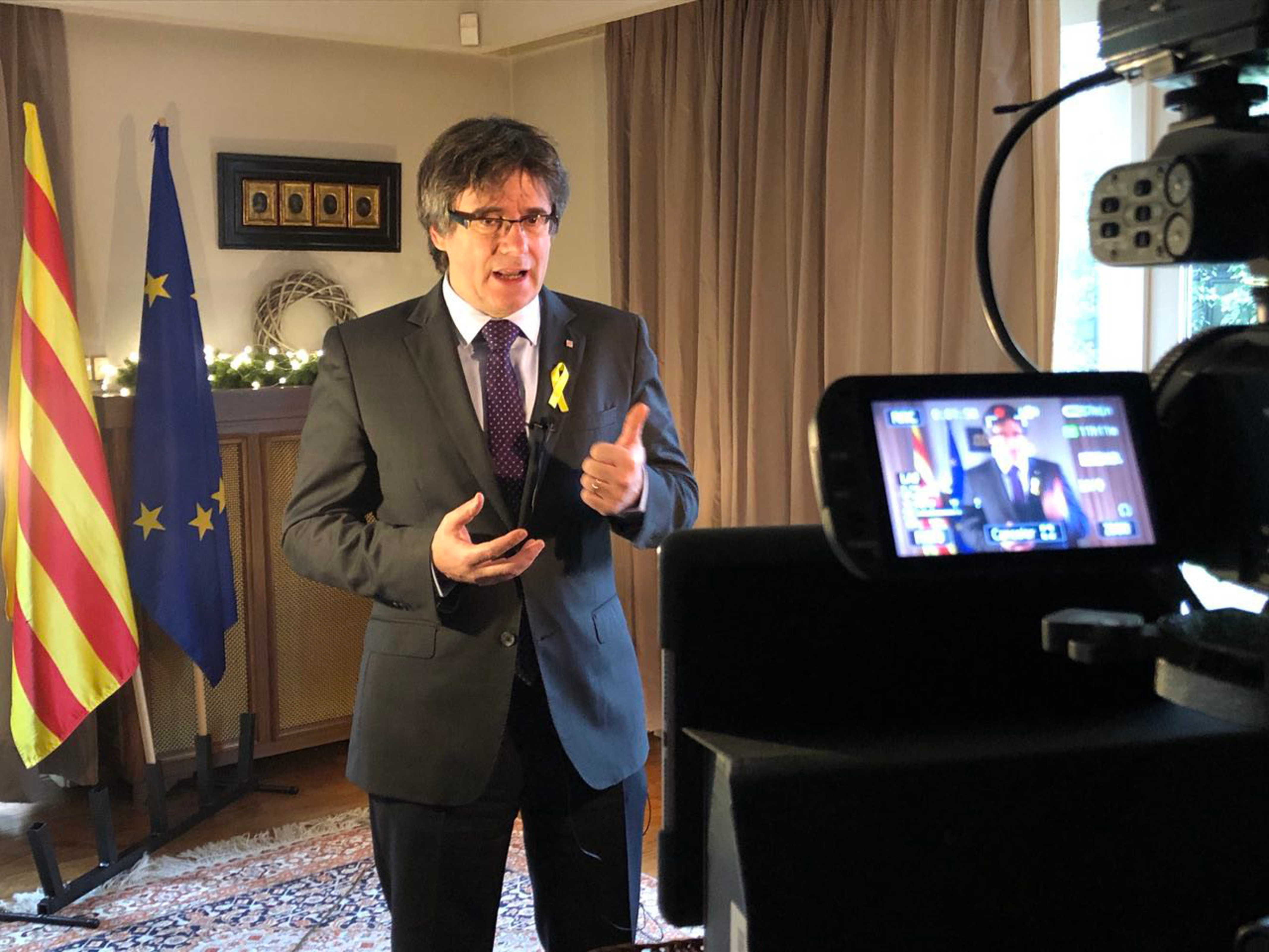 Carles Puigdemont giving a speech in Belgium on December 30 2017 (by @catalan_gov)