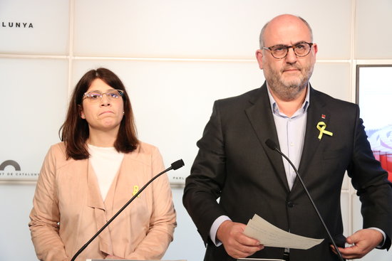 Together for Catalonia spokespeople Eduard Pujol and Gemma Geis (by Bernat Vilaró)