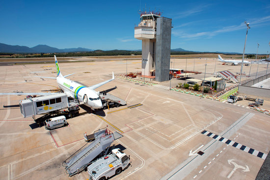 Girona airport (by ACN)