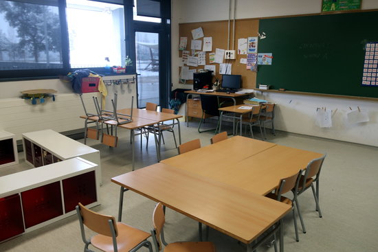 Empty classroom in maçanet de la Selva on February 7, 2018 (Xavier Pi)