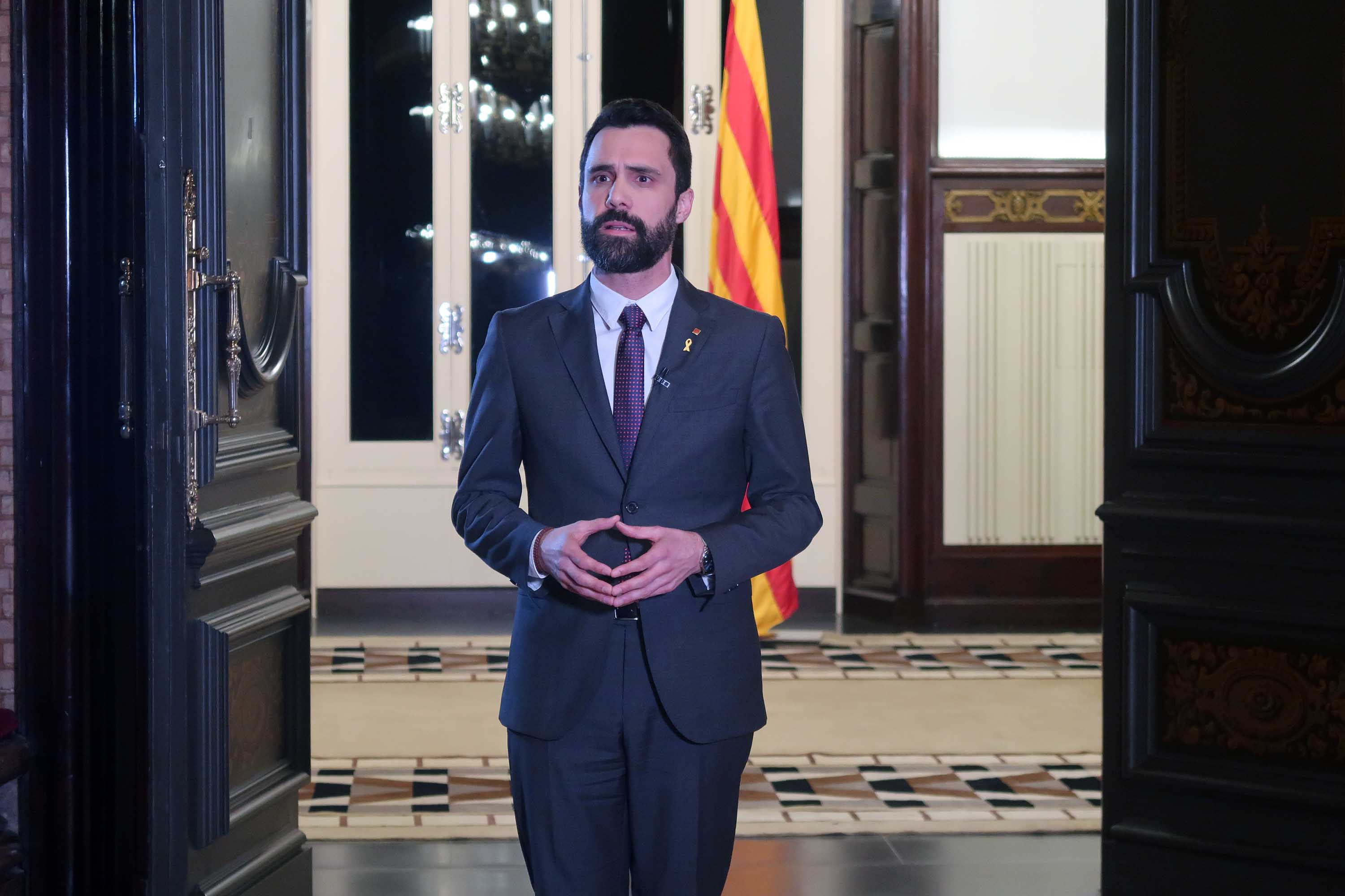 Catalan parliament president Roger Torrent during his speech (by Parliament)