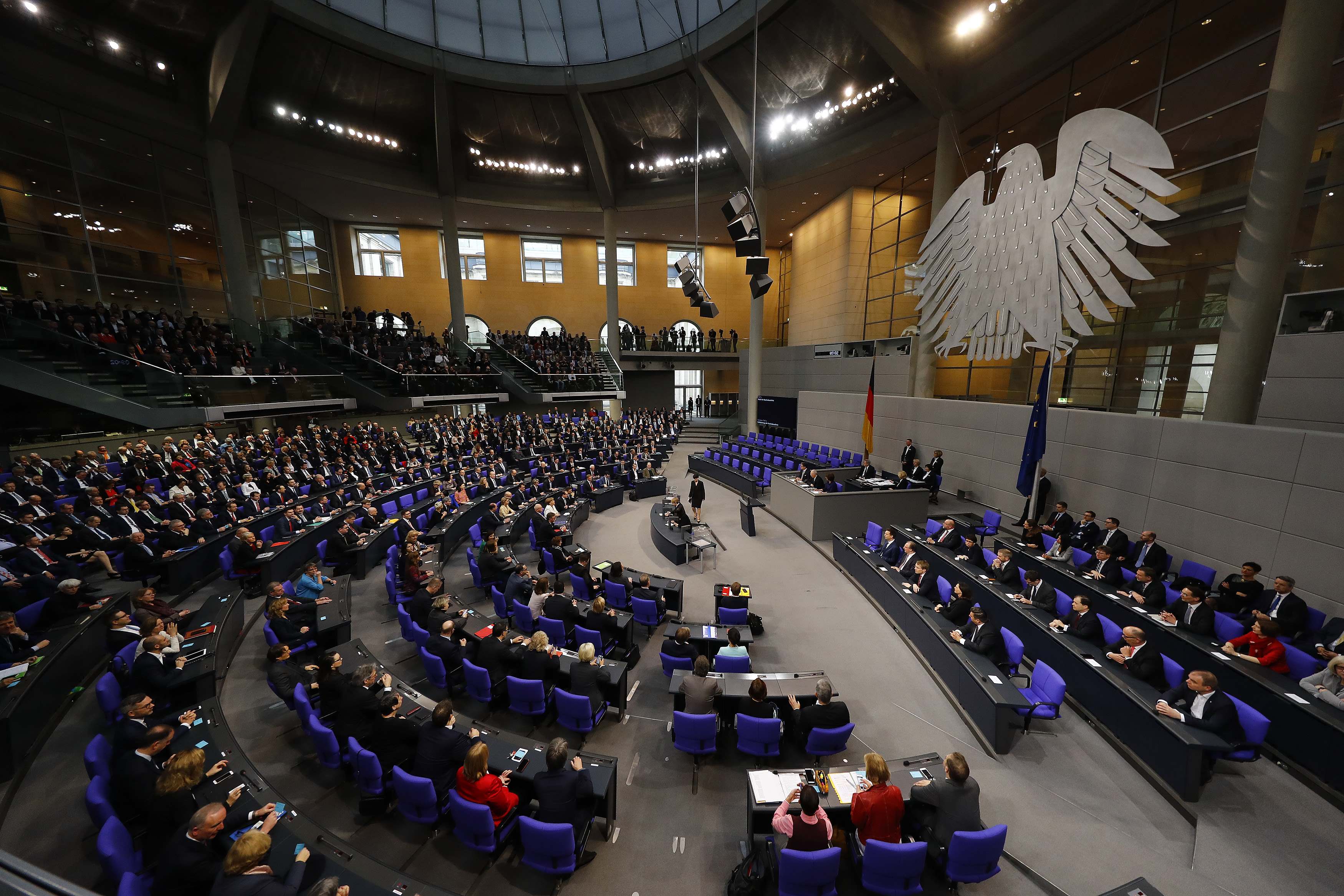 The German parliament (by Reuters)