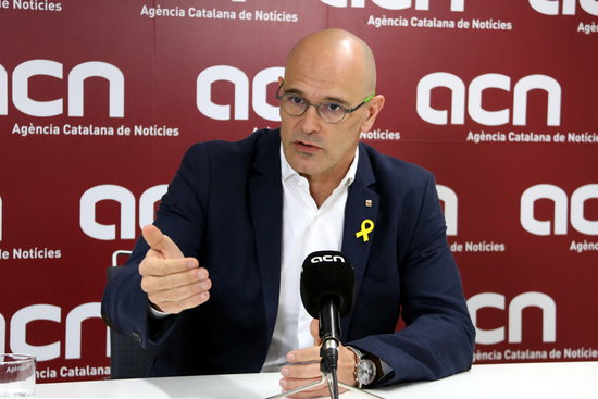 The Catalan deposed foreign minister Raül Romeva during his interview with ACN on March 15, 2018 (by Maria Belmez)