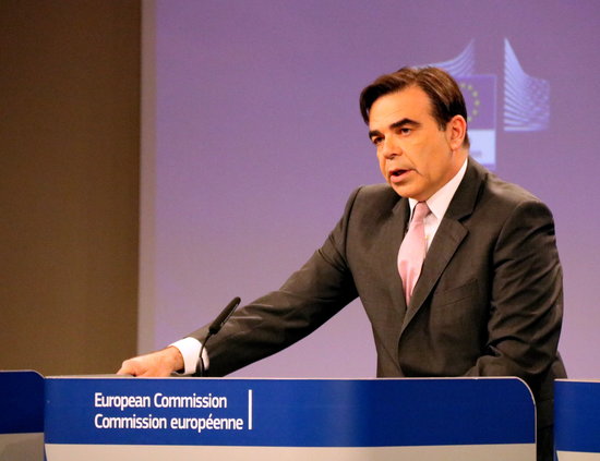 Margaritis Schinas, EC spokesperson, during press conference on April 10 (by ACN)
