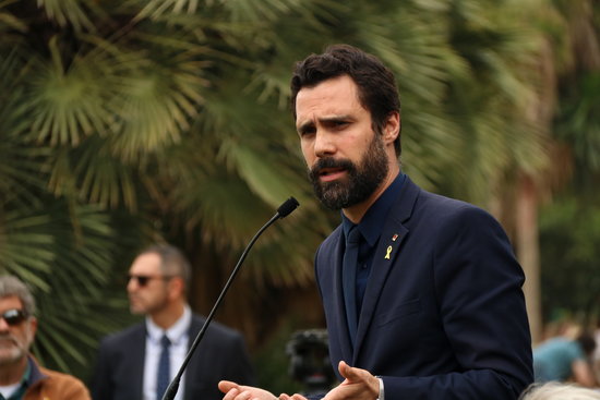 Parliament speaker Roger Torrent during the commemoration for the 73rd anniversary of WWII on May 8 2018 (by Núria Julià)