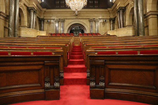 The Catalan Parliament, empty before the investiture debate (by Núria Julià)