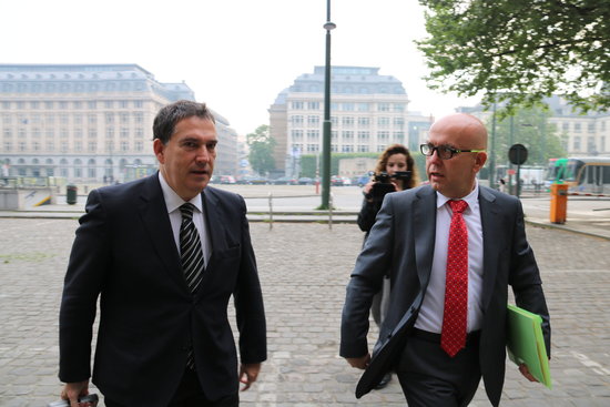 Lawyers Jaume Alonso-Cuevillas and Gonzalo Boye on Wednesday (by ACN)