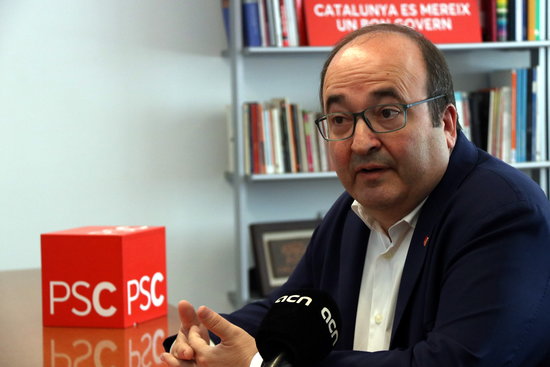 Leader of Socialists in Catalonia Miquel Iceta during an interview with the Catalan News Agency on May 20 2018 (by Núria Julià)