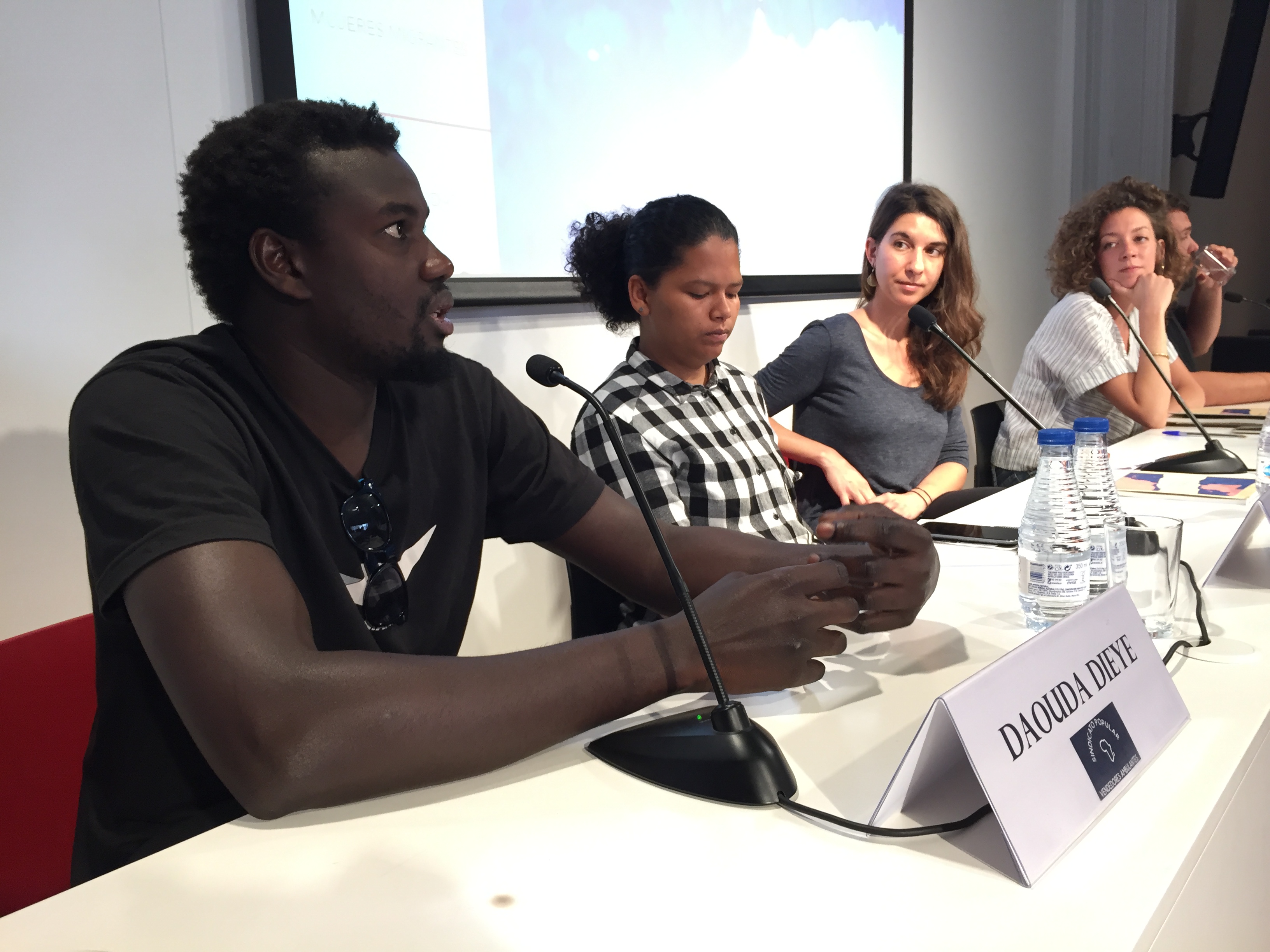 Activists present a report on migration to Spain through the Mediterranean (by ACN)