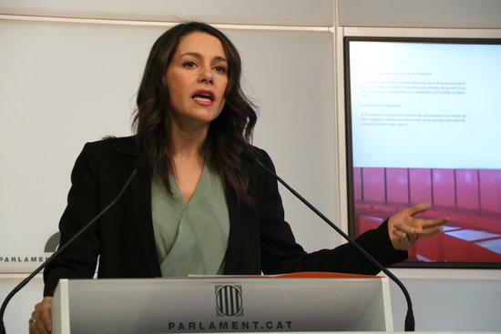 Inés Arrimadas speaks at the press conference room on June 7 2018 (by Núria Julià)
