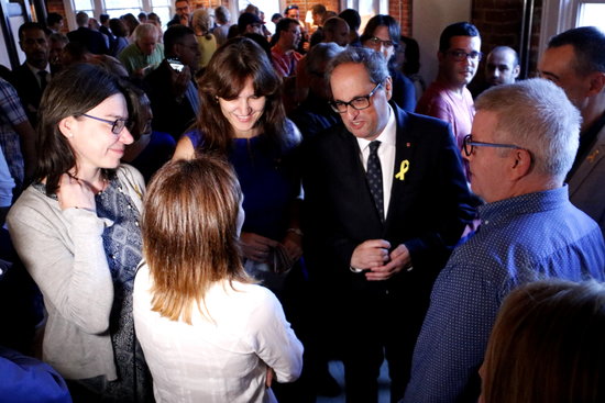 The Catalan president, Quim Torra, along with the Culture minister, Laura Borràs, and some Catalans taking part in the Smithsonian Folklife Festival in Washington (by Rafa Garrido)