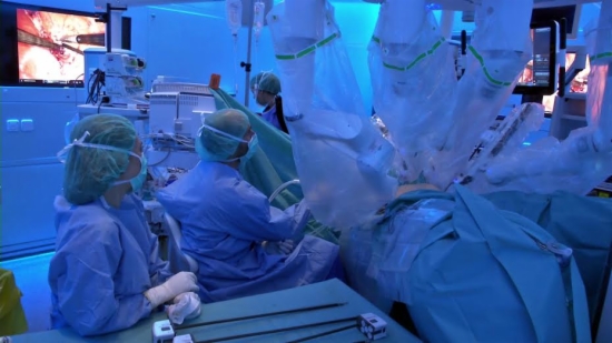 A kidney transplant being carried out at Hospital Clinic in Barcelona (by ACN)