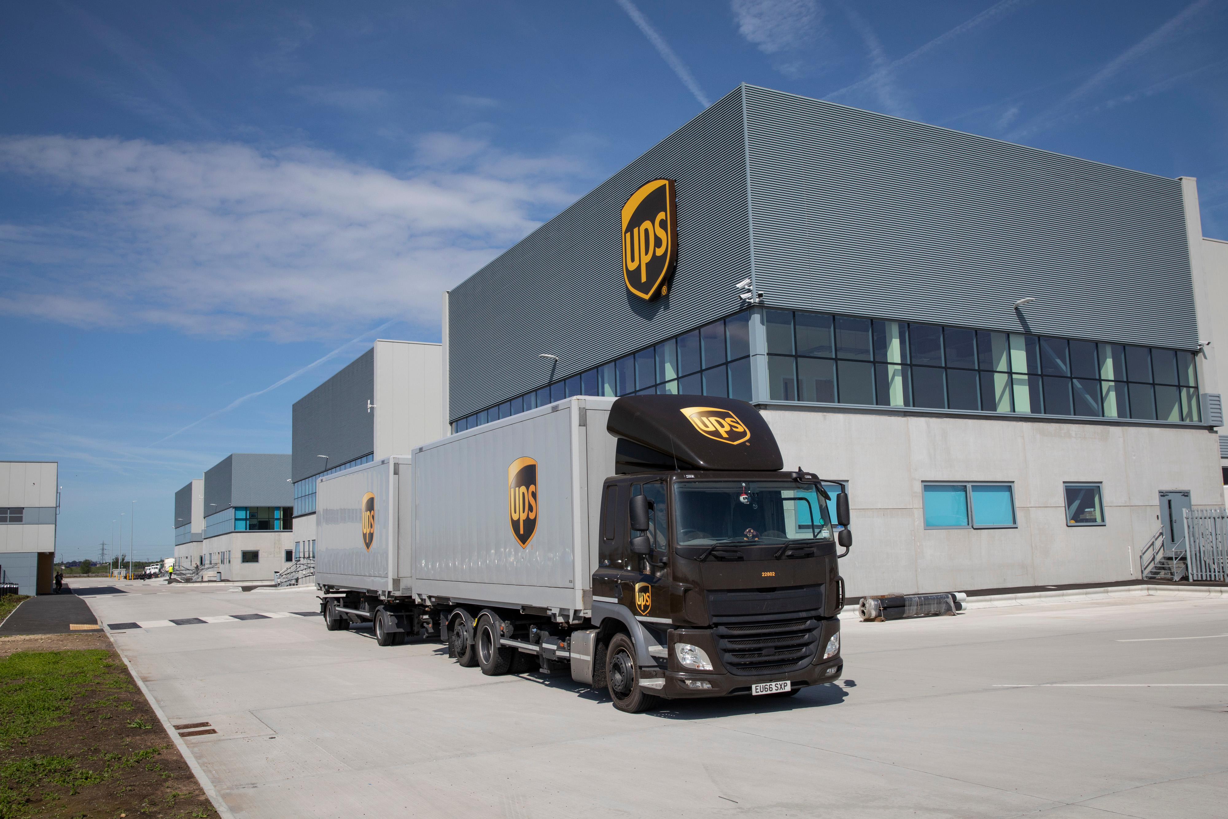 UPS new hub in London (by UPS)