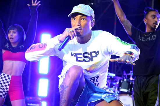 Pharrell Williams performing in the Cruïlla festival on July 13, 2018 (by Pau Cortina)