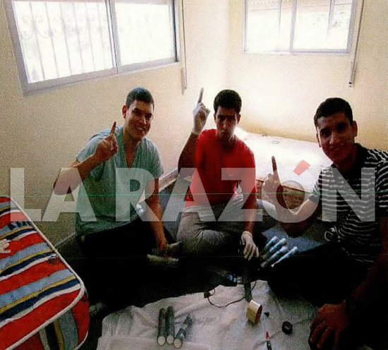 Three jihadists preparing for attack (La Razón)