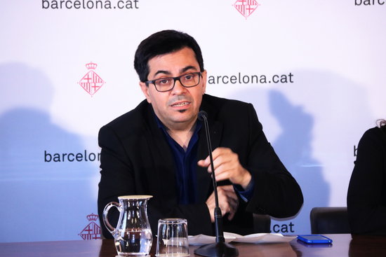 Barcelona deputy mayor at presentation of Hypatia European Science Prize (Nazaret Romero)