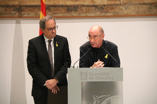 Catalan president Quim Torra (left) and former MP Lluís Llach (by ACN)