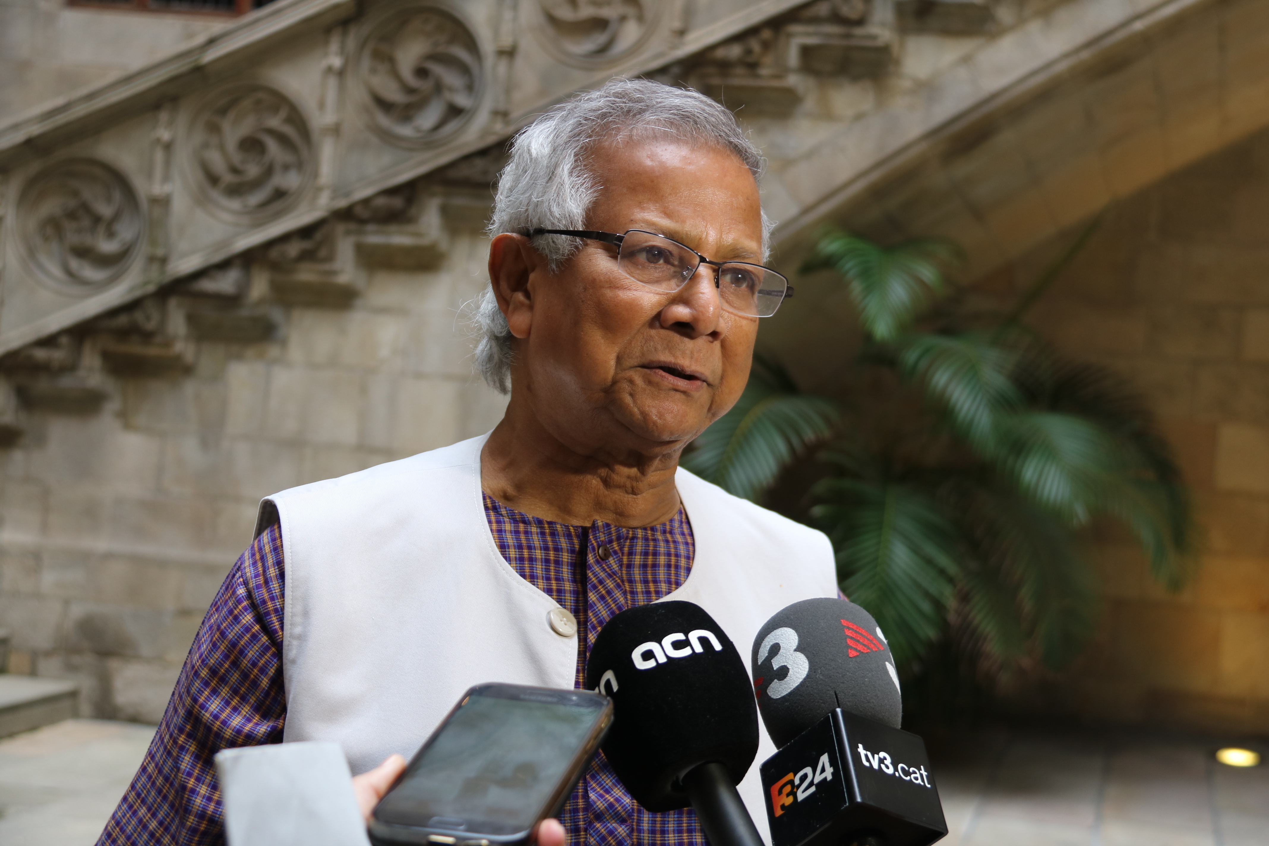 Nobel laureate Muhammad Yunus (by ACN)