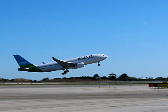 A flight operated by Level airline (by Gemma Sánchez)