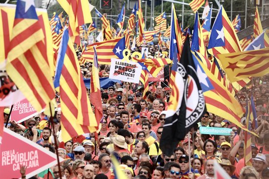 Catalan independence flags during Catalonia's national day march on September 11 2018 (by Jordi Play)