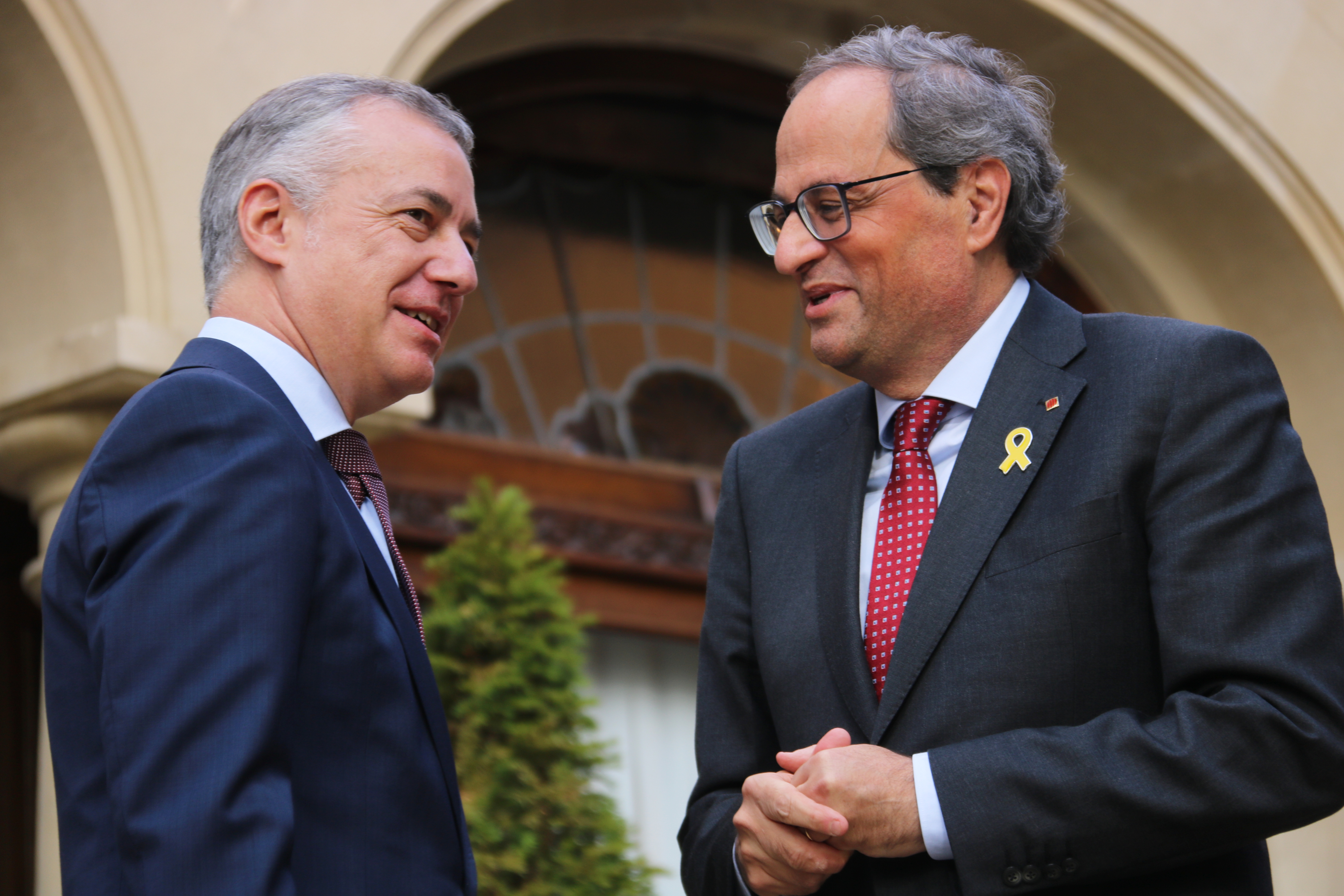 Basque and Catalan presidents, Íñigo Urkullu and Quim Torra, during their meeting in Vitoria-Gasteiz on November 14, 2018 (by Bernat Vilaró)