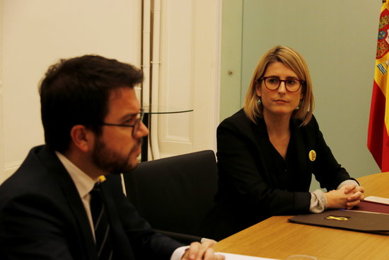 The Catalan vice president, Pere Aragonès, and the executive spokesperson, Elsa Artadi, during their meeting with Spanish ministers in Barcelona on December 20 (by Marc Bleda)