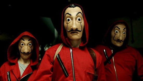 notifikation Ideelt Sanders Catalan News | Dalí masks in 'Money Heist' contested by painter's foundation