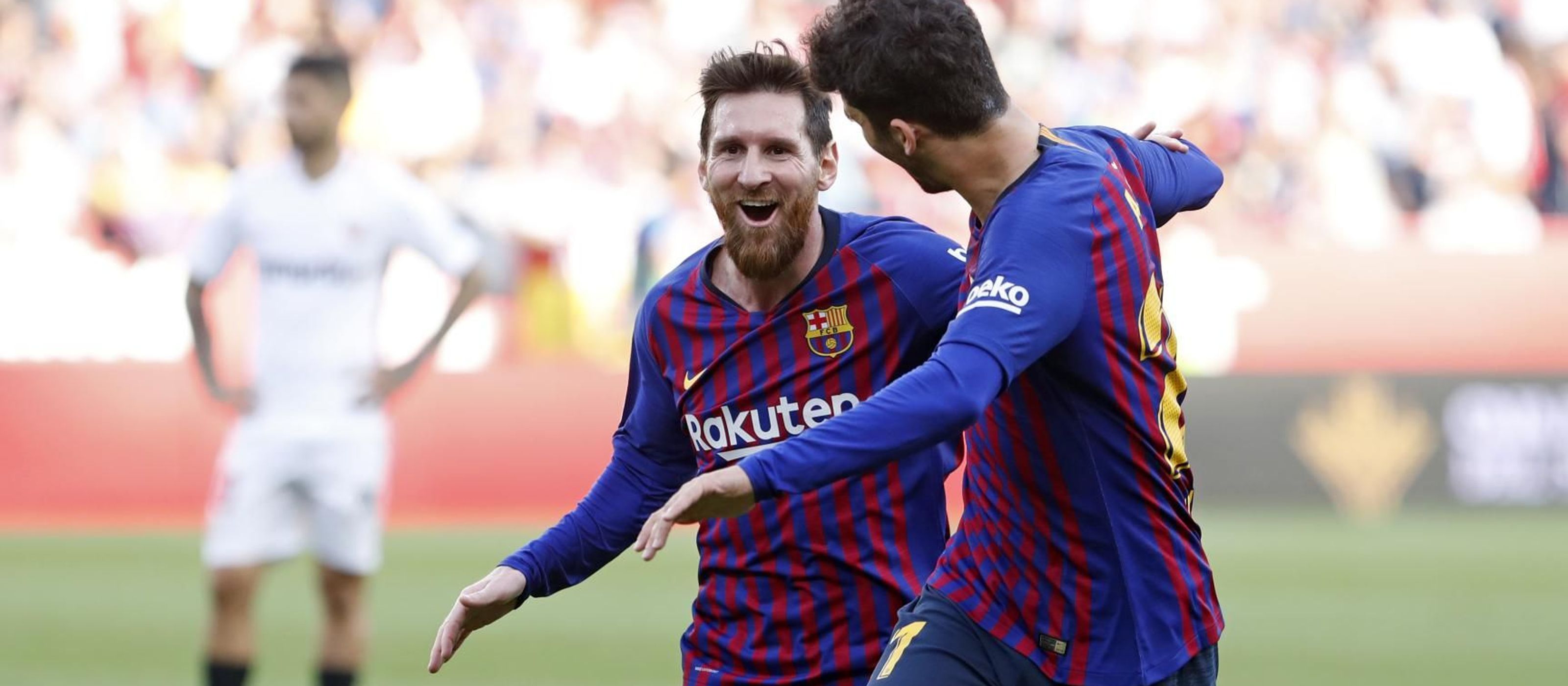 Lionel Messi’s stunning hat-trick against his favourite opponent, and Luis Suarez’s late goal secured the points for the Blaugrana who twice went behind at the Ramón Sánchez-Pizjuán (by FCB)