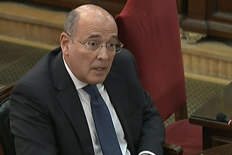 The top official of Spain's Guardia Civil police during the referendum, Diego Pérez de los Cobos, testifying in the Catalan trial