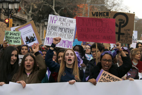 Demonstration during the feminist strike in Barcelona on March 8, 2018 (by Jordi Pujolar)