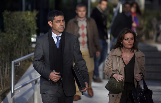 Former Catalan police chief Josep Lluís Trapero (left) arrives in Spain's National Court (by ACN)