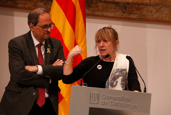 Nobel Peace Prize laureate Jody Williams speaks to the press after a meeting with Catalan president Quim Torra (by ACN)