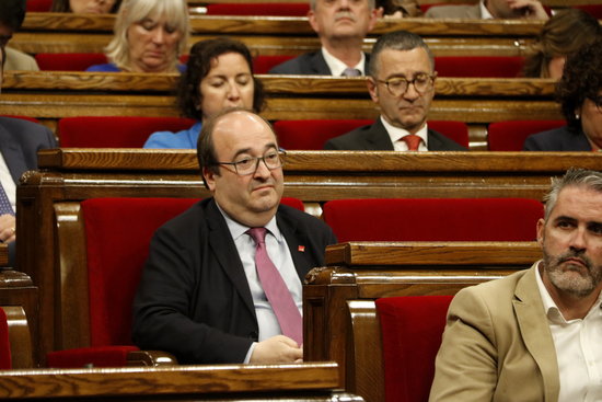 The Catalan Socialist leader Miquel Iceta following the plenary session in Parliament on May 16, 2019 (by Guillem Roset)