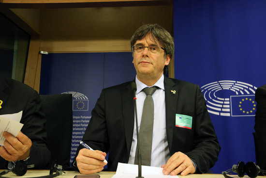 MEP-elect Carles Puigdemont in a press conference where he announces he will take his case to the European Court of Justice. (Photo: Natàlia Segura)