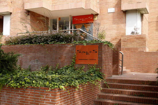 Spejo's hair salon in Sarrià, where the shooting incident took place. (Photo: Guillem Roset)