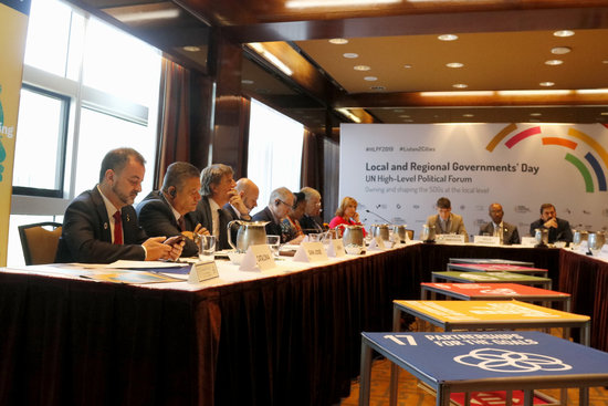 Image of the United Cities and Local Governments meeting in New York, with Catalan foreign minister Alfred Bosch on the left, on July 15, 2019 (by Jordi Pujolar)