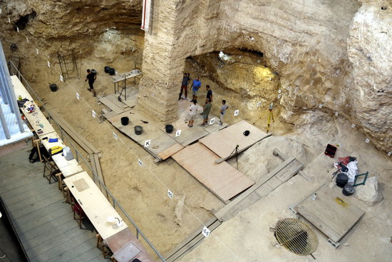 Aerial view of the excavations of l'Abric Romaní (Photo: Gemma Aleman)