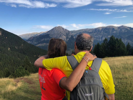 President of the Catalan Government Quim Torra with his wife in the Pyrenees (ACN)